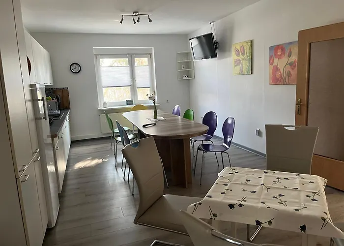 Frenkel بيت للعطل